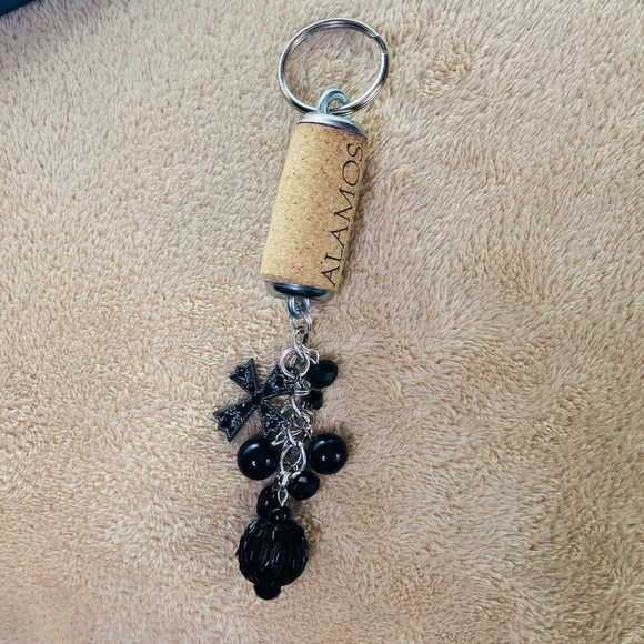 Hand-Crafted Black Beaded Cross Charm Wine Cork PURSE/Backpack Keychain Jewelry - Picture 12 of 16